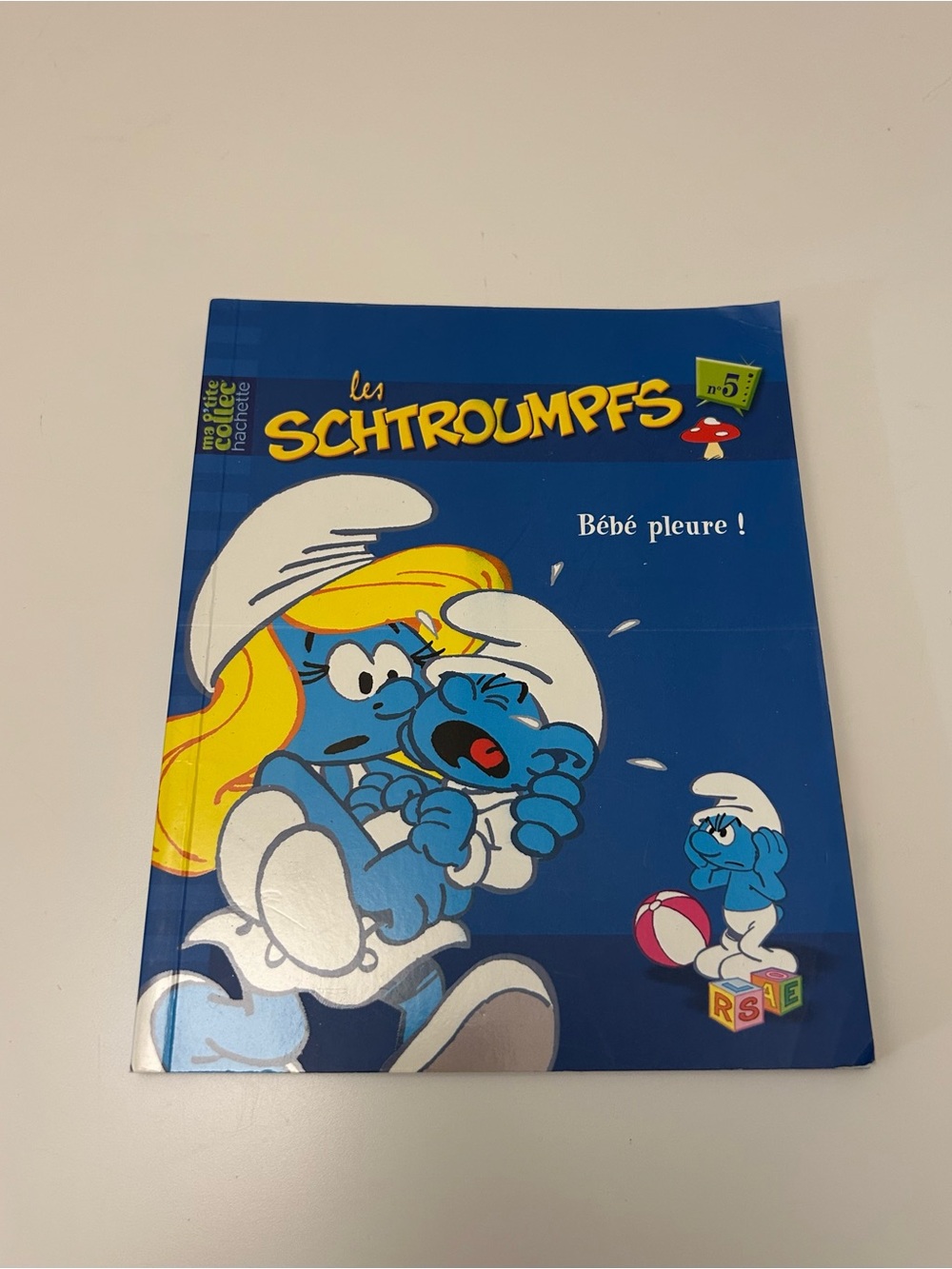 The Smurfs (Les Schtroumpfs) Kids Book - FRENCH